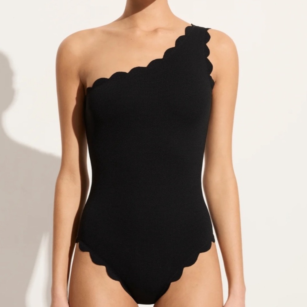 Marysia Swim Black One-Shoulder One Piece